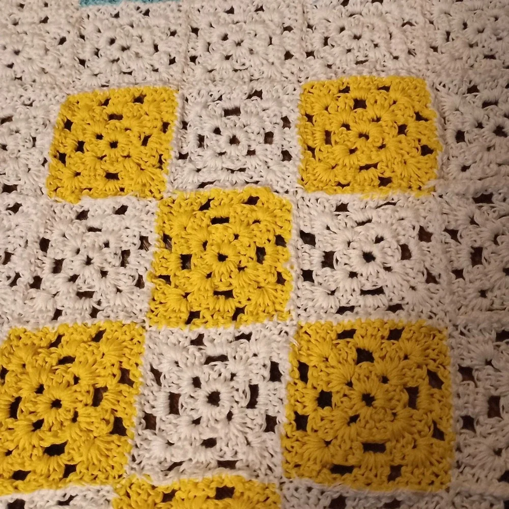 Granny Square Crocheted Baby Nursery Lap Blanket Blue White Yellow 34